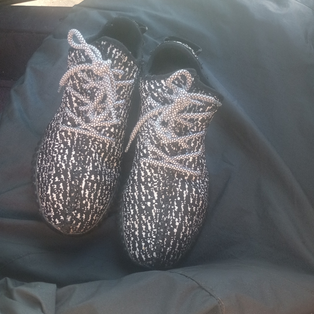 Adidas Boosts Yeezys
